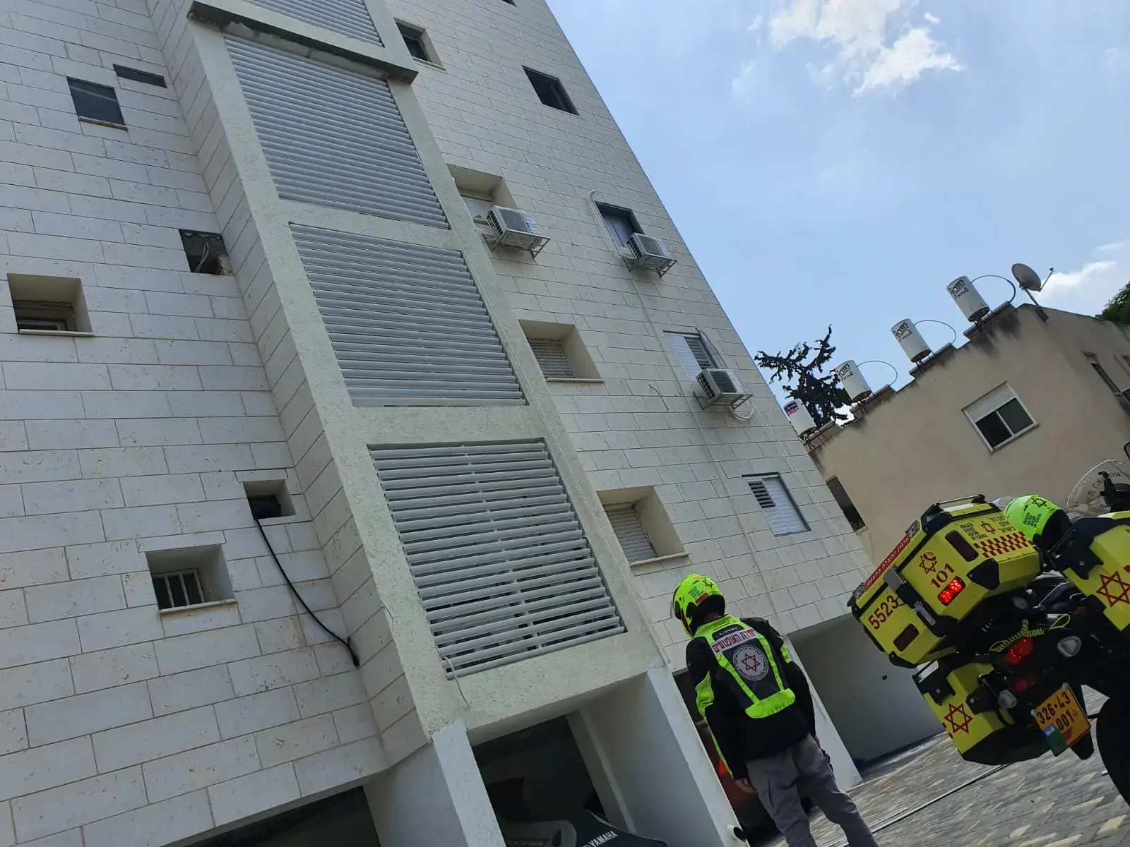נפל מגובה 5 קומות: פועל בן 50 נהרג באתר שיפוצים בקריית ביאליק