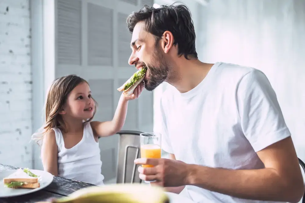 "רק אבא!": כך נכון להגיב לגילויי העדפה הורית