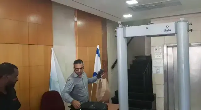 סערת ארומה-ת"א: כך חוקר משרד הבריאות את ההרעלה החמורה