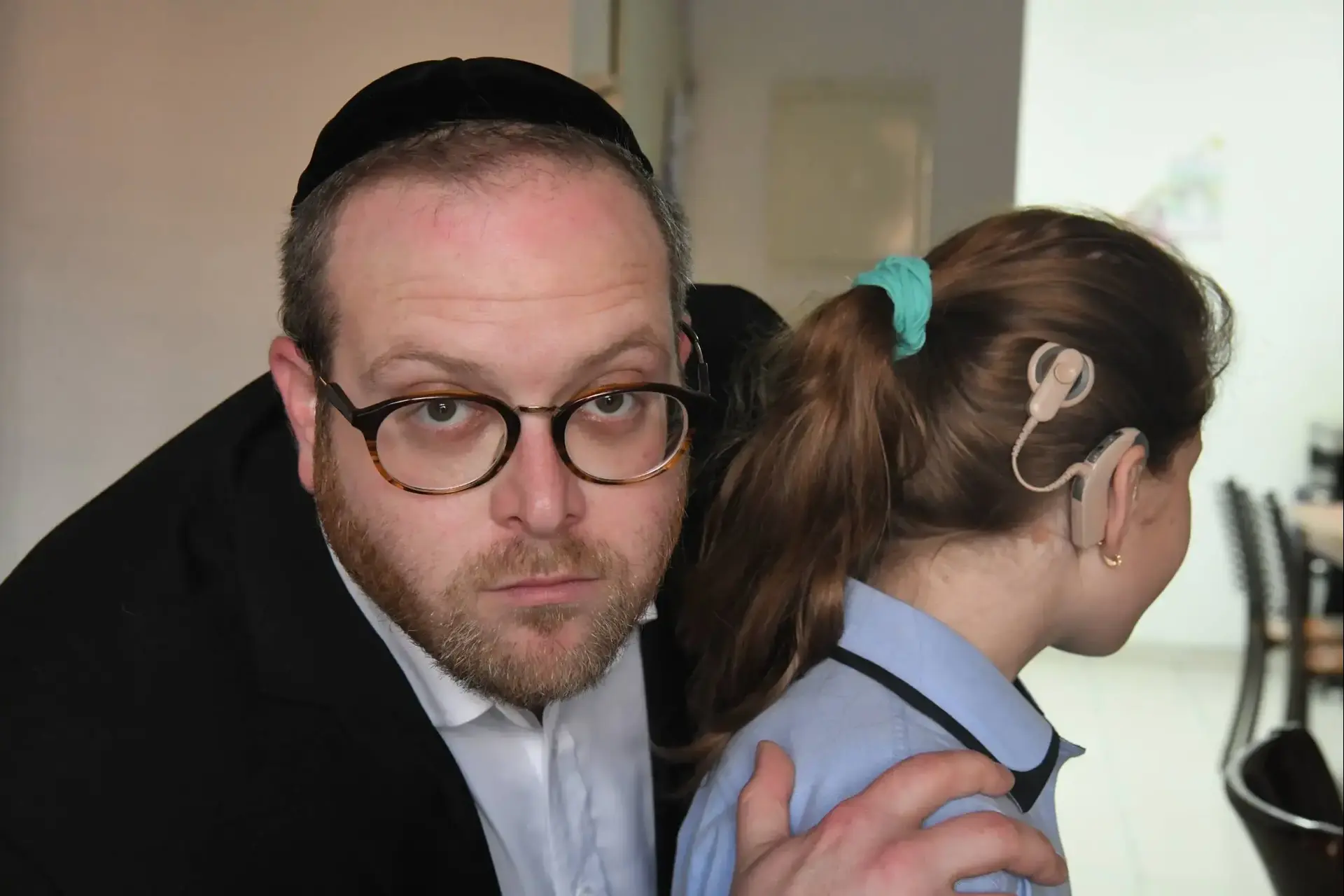 אטימות, התעלמות, התעללות: מסע הייסורים של מ' על הזכות ללמוד