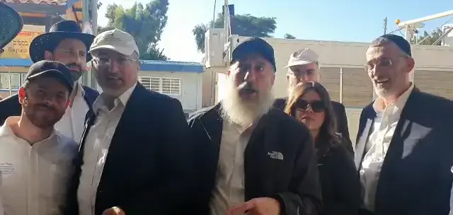 תקרית חריגה בגבול ירדן: "נבחרי ציבור התבקשו להוריד כיפות וציציות"
