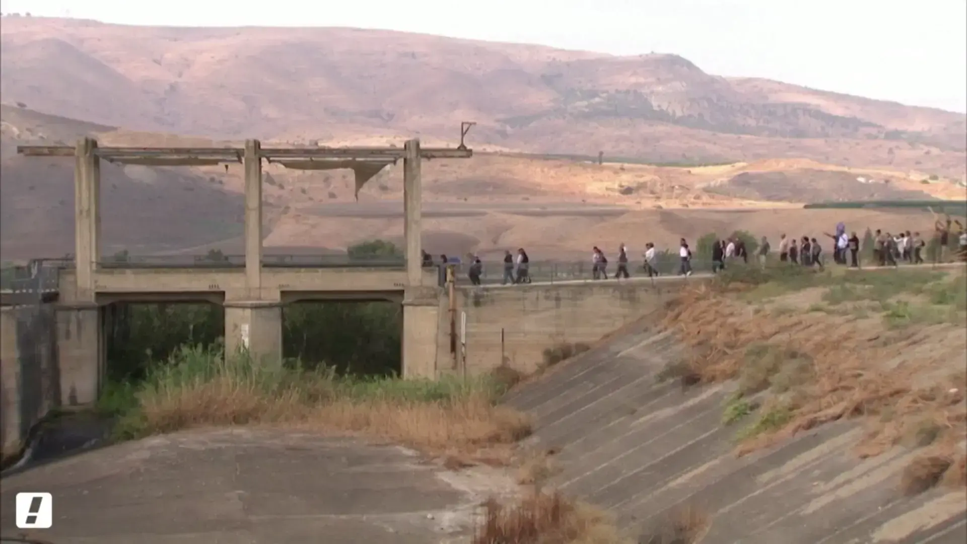 מזכרת מעבר לגבול: ה"חנוכיה" ממפעל החשמל בנהריים שתאיר את החג