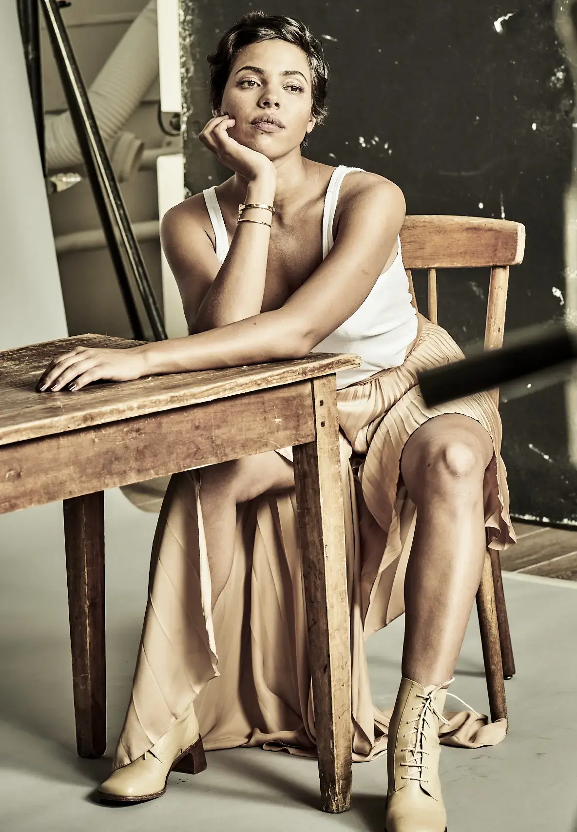 "אמא שלי שחורה ואבא שלי לבן, אז לא יודעים מה לעשות איתי"