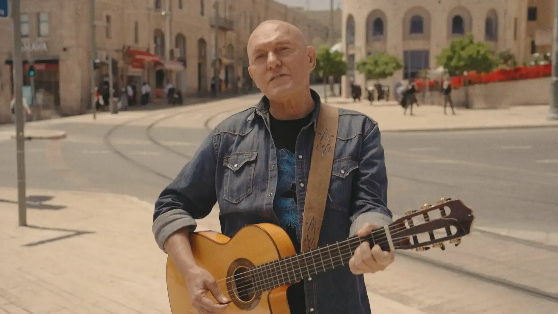 לרגל יום ירושלים: שלומי שבת מוציא שיר אהבה לעיר הבירה