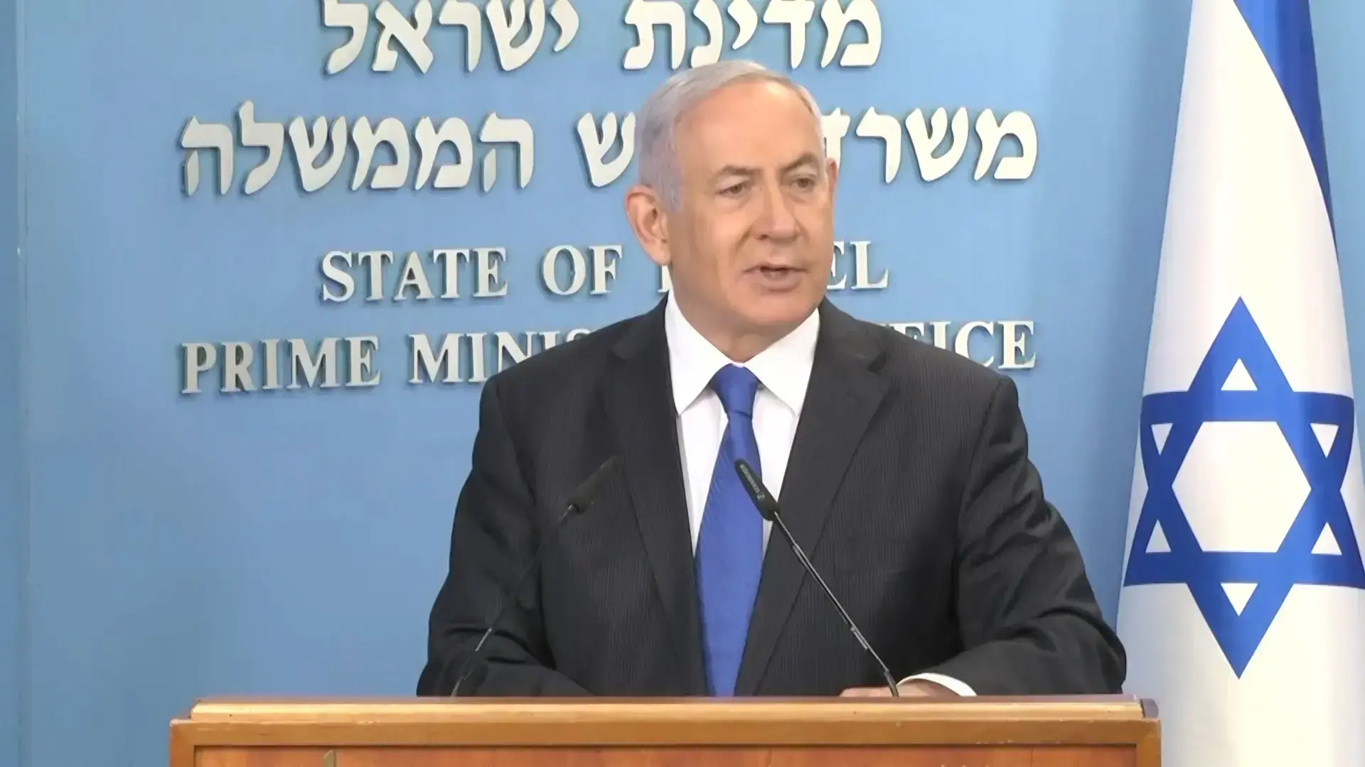 גם הסכם שלום וגם חידוש הטיסות, והכול בערב אחד. היסטוריה מול עינינו