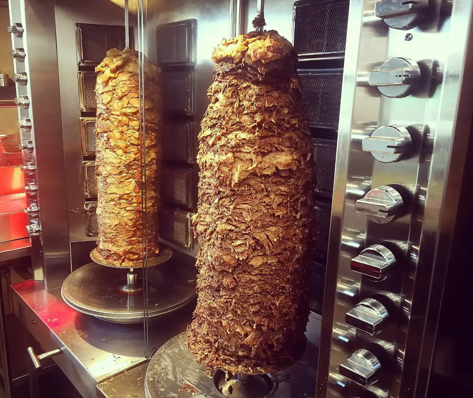 שווארמה זה טעים נורא. אבל כמה זה גרוע לדיאטה?