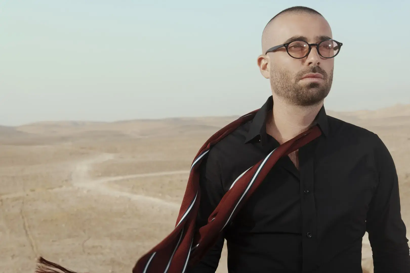 והפעם בספרדית: הדואט החדש של עומר אדם ושל צ'יקו קסטילו