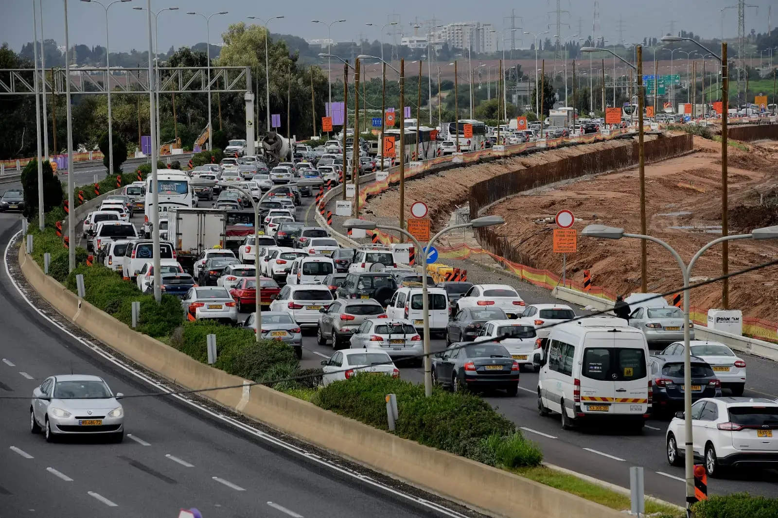האוויר בתוך המכונית שלכם מזוהם נורא. וזו בעיה רצינית