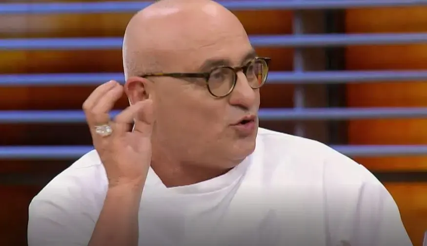 לאור העדויות כי הטריד מינית: השף ארז קומרובסקי פורש מ"משחקי השף"