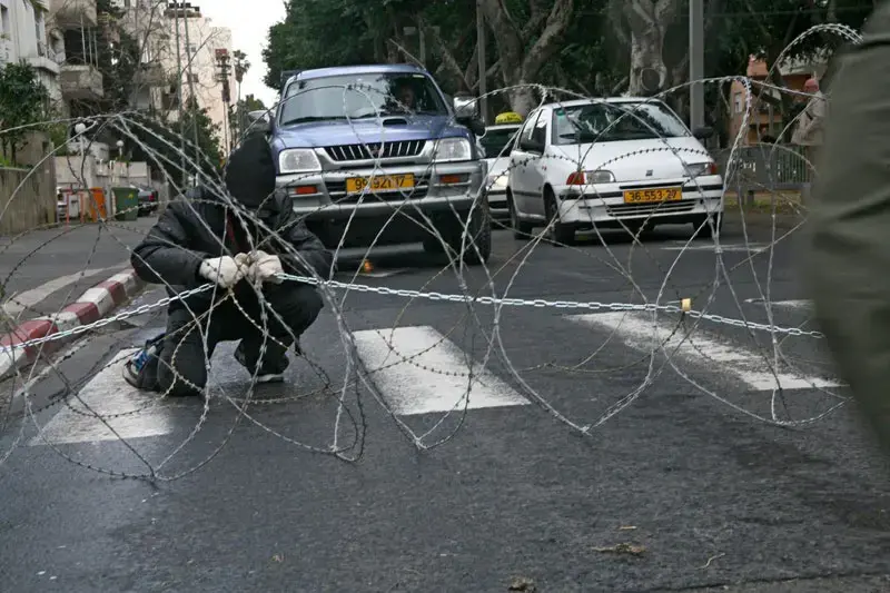 אנרכיסטים חסמו רחוב ראשי בת"א