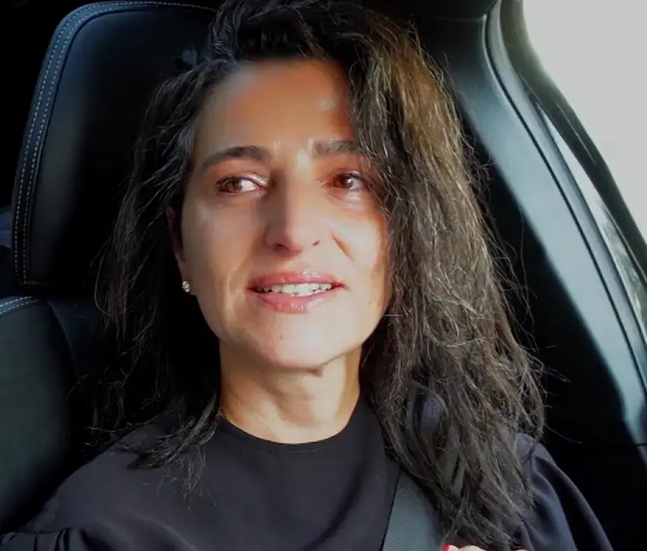 "פוטרתי ללא שימוע": דורין אטיאס תובעת חצי מיליון מגיא פינס
