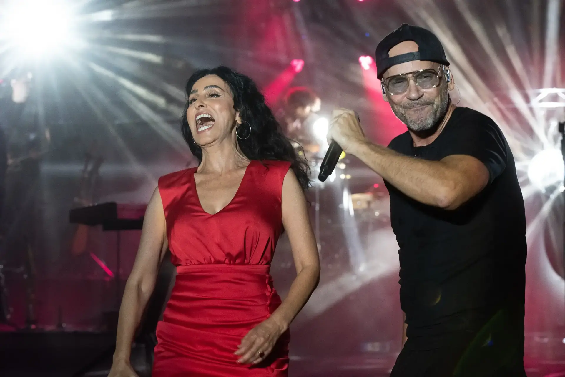 20 שנה אחרי המופע המשותף - רמי וריטה התאחדו על הבמה: צפו ברגעים הגדולים