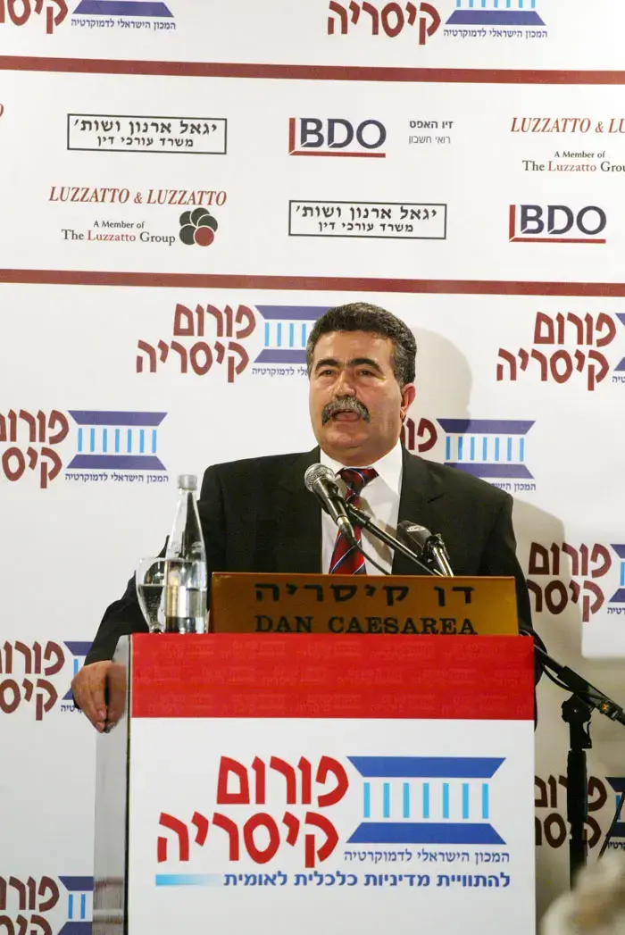 פרץ: יש לי יתרון כשר הביטחון