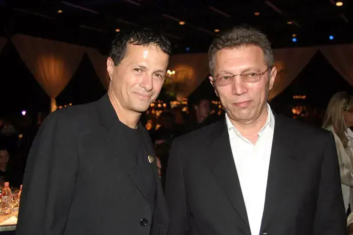 האוליגרך שחובר לו יחדיו