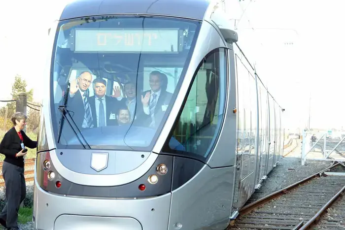 חצו את הקו הירוק: מכשול נוסף לרכבת הקלה בת"א