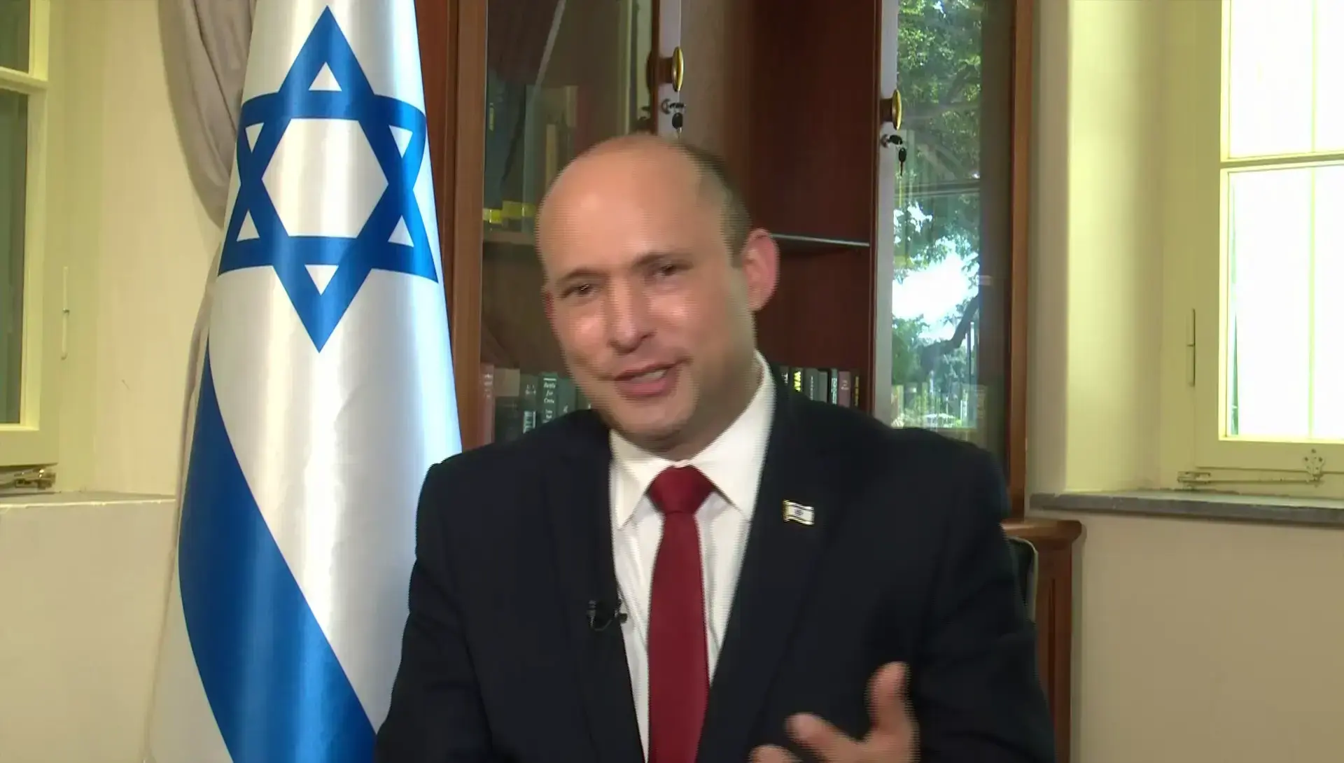 האם לחיסון השלישי יש תופעות לוואי חמורות יותר?