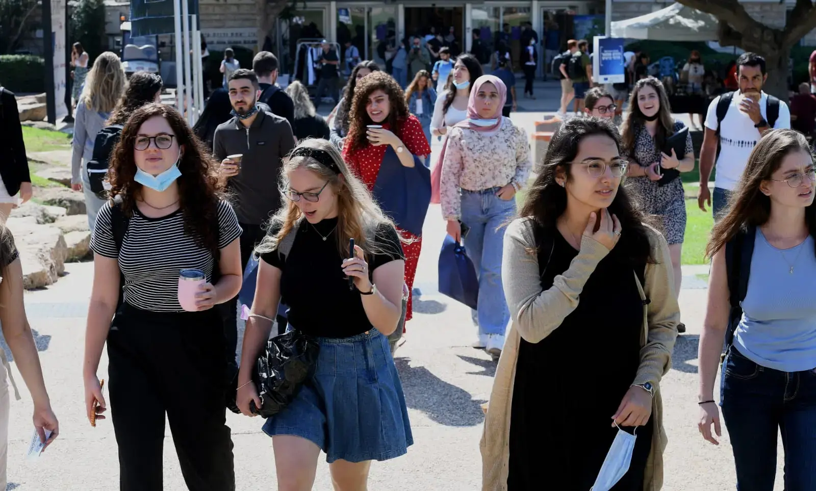 יותר מ-60% סטודנטיות, ובלי נשיאת אוניברסיטה אחת? כל גבר יודע למה