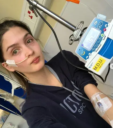 צעירה ש"לא הייתה צריכה להיוולד" תקבל מיליונים מהרופא של אמה