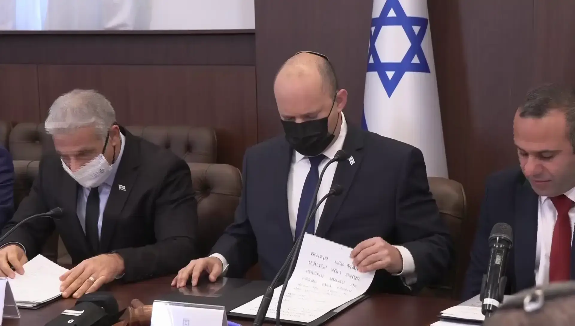 האנשים האלה לא יכלו לקבל חיסון קורונה. זה סוף סוף השתנה