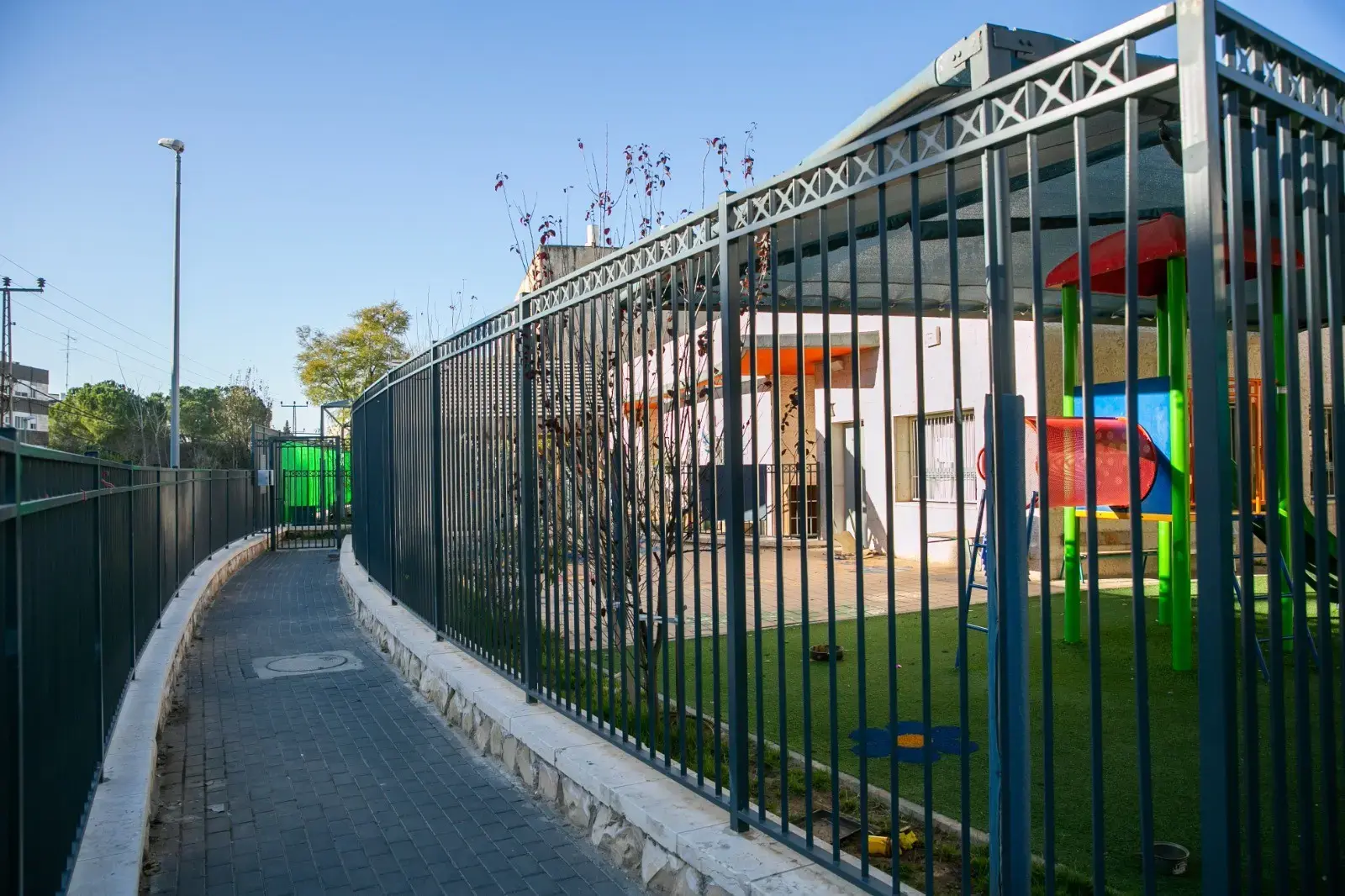 פדופיל ברמת גן: איך מלמדים ילדים להיזהר מזרים?