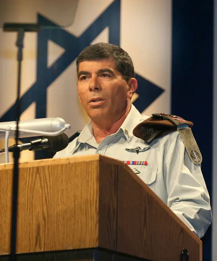 הרמטכ"ל בגטו ורשה: "התשובה לשואה - צה"ל"