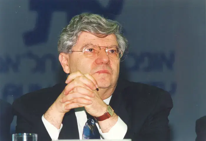 אהרון ברק: "הגיע הזמן לכונן חוקה"