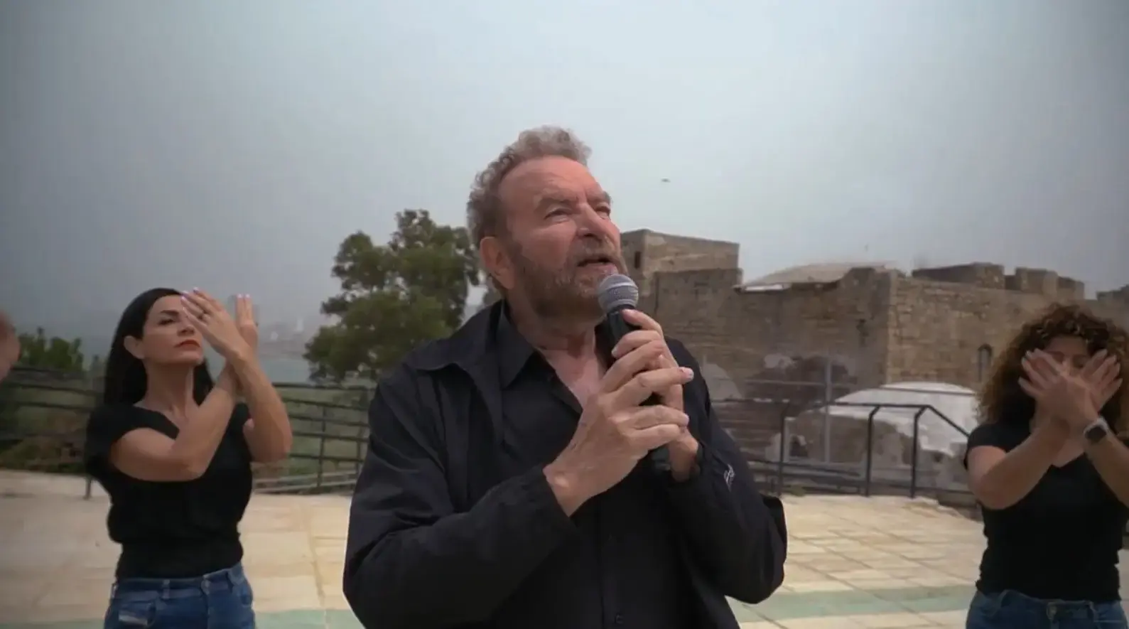 ממד חדש להנצחת הזיכרון: ריקוד העם בעקבות סיפורו המצמרר של ניצול השואה