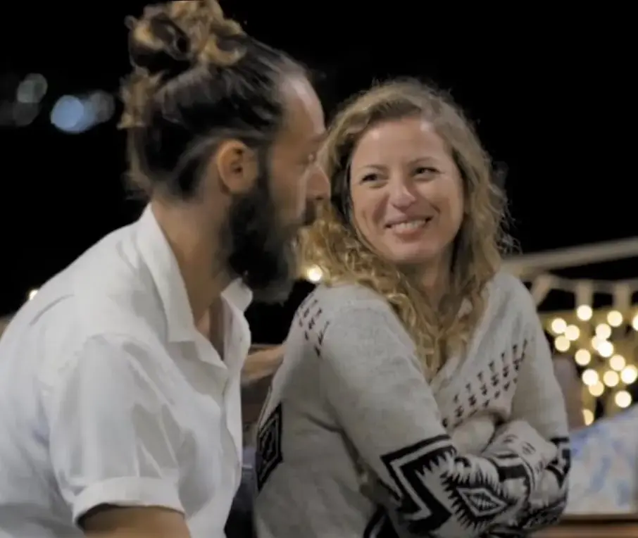 הגיע הזמן לשמור קצת בפנים: השאלה המיותרת של בן למעין ב"חתונמי"