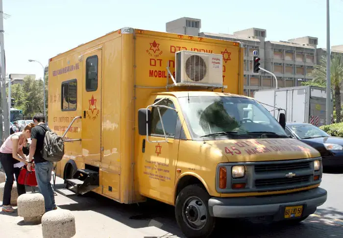 תנו דם וקבלו קפה בחינם