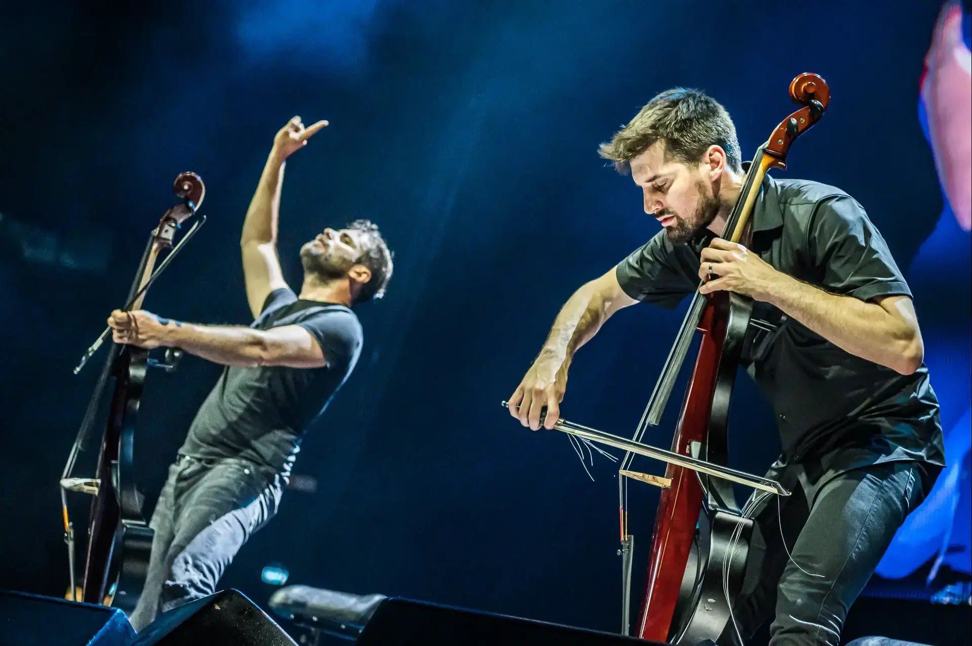 לראשונה בישראל: הצמד 2Cellos מגיע להופעה בתל אביב
