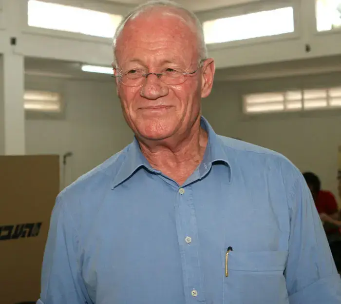 הפריימריז בעבודה: היום של יתום