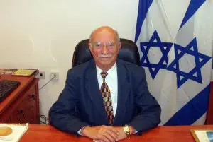 שר הבריאות: "חרד מהאלימות נגד רופאים"