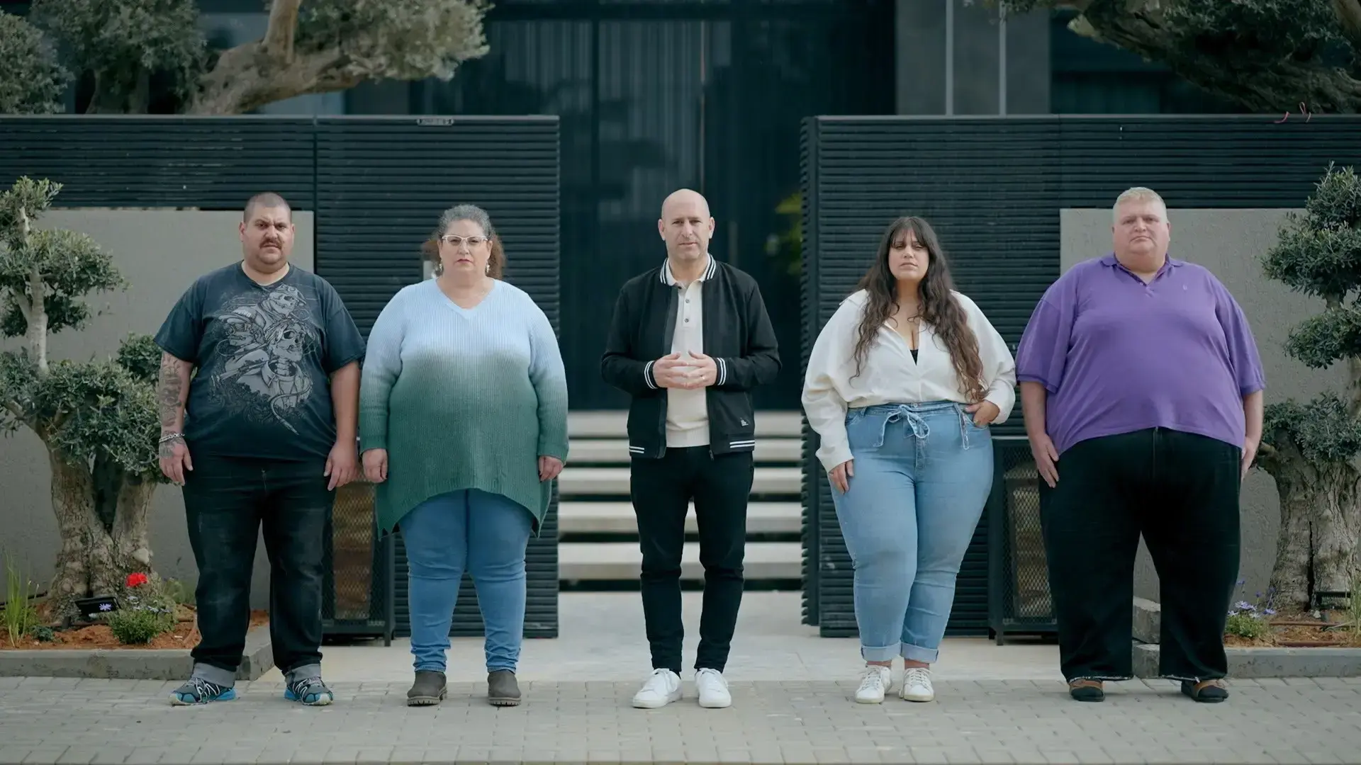 השיחות מקסימות, הבדיחות איומות: חנוך דאום חותר ב"טאבו" תחת עצמו