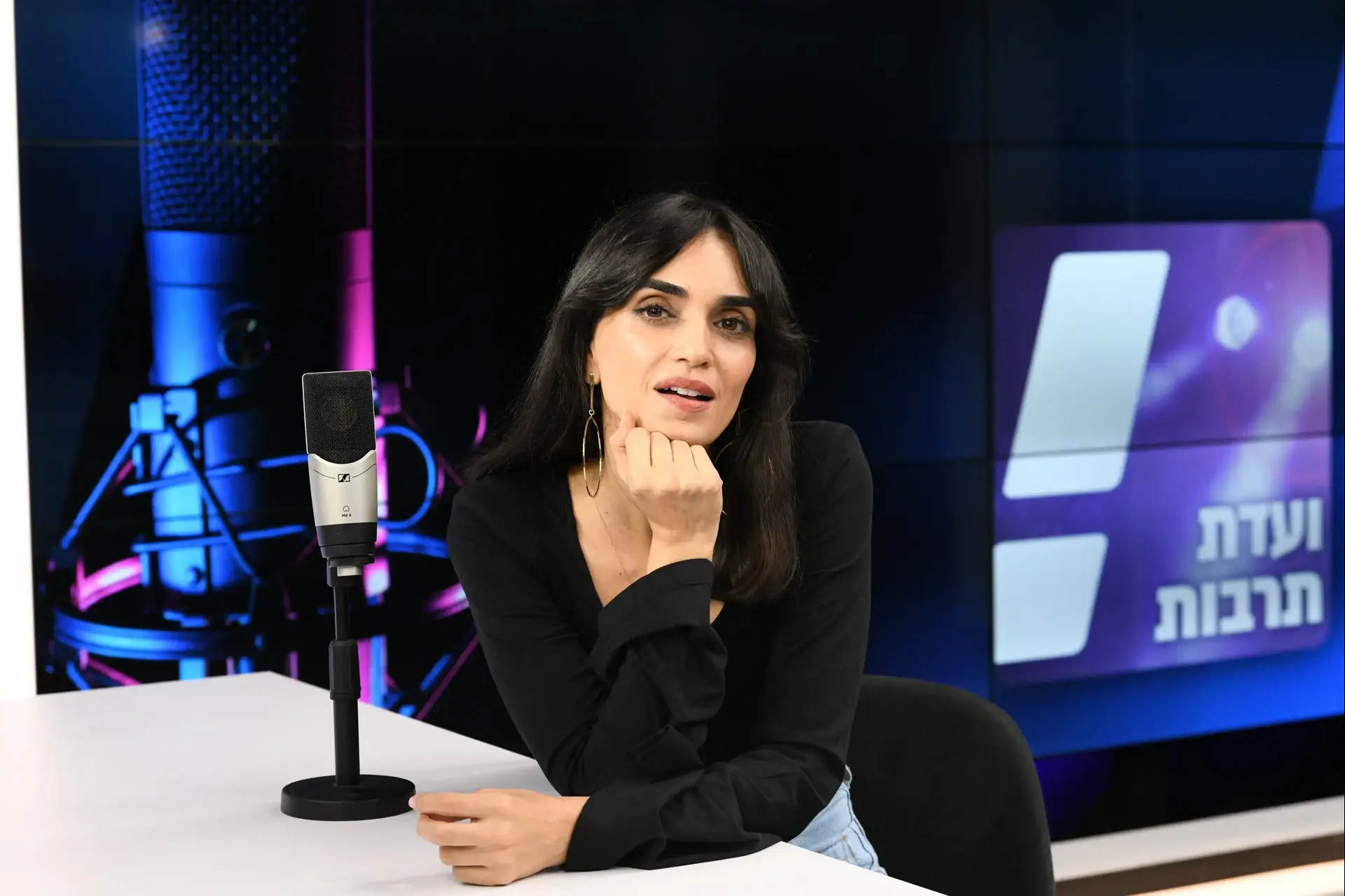 "בעולם משמיעים אותי בלי הפסקה ובארץ הרדיו מתעלם. זה פשוט אבסורד"