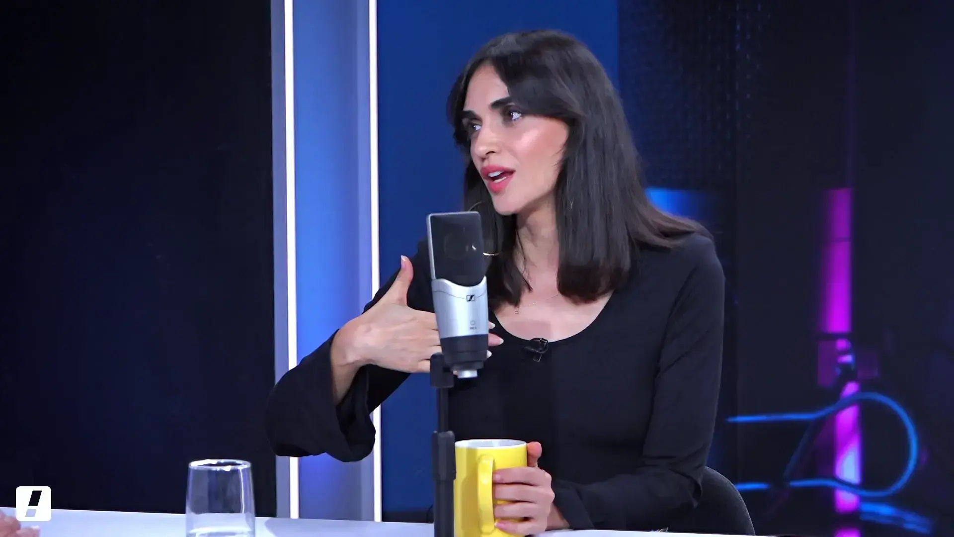 לירז צ'רכי תככב בסדרת גלדיאטורים חדשה לצד אנתוני הופקינס