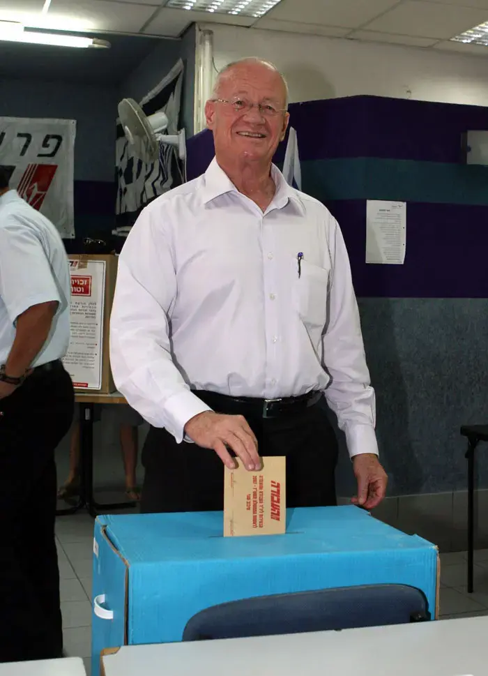 ח"כ דני יתום בוואלה! LIVE