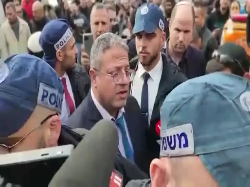 התפרץ לביתה, קשר את ידיה - ואנס אותה לעיני בנה: המחוזי הרשיע את ברכאת אבו עסה