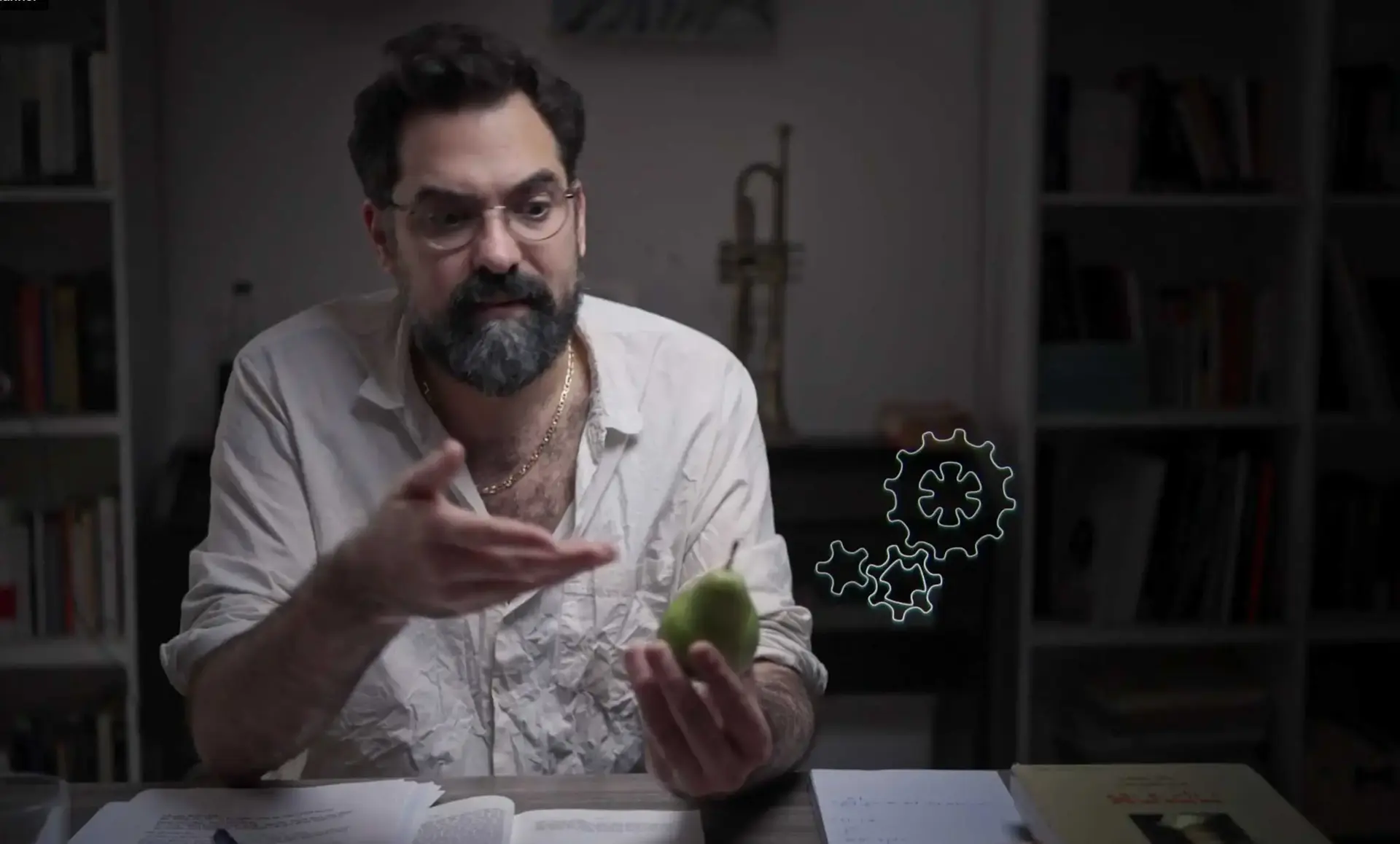 "אם שפינוזה היה חי היום, הוא כנראה היה עומד בקפלן ומפגין"
