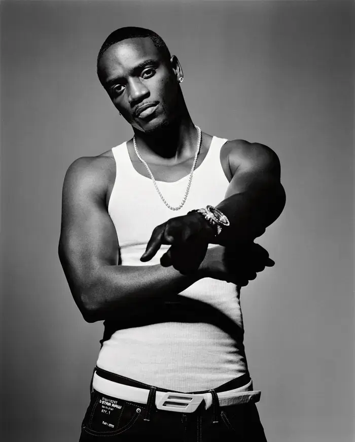 Akon יישפט על תקיפת הנער בן ה- 15