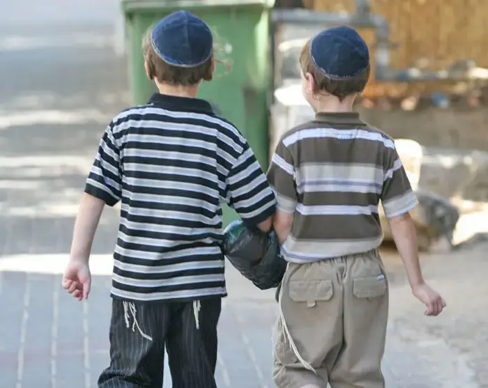 לגננת אסור להיכנס לגן