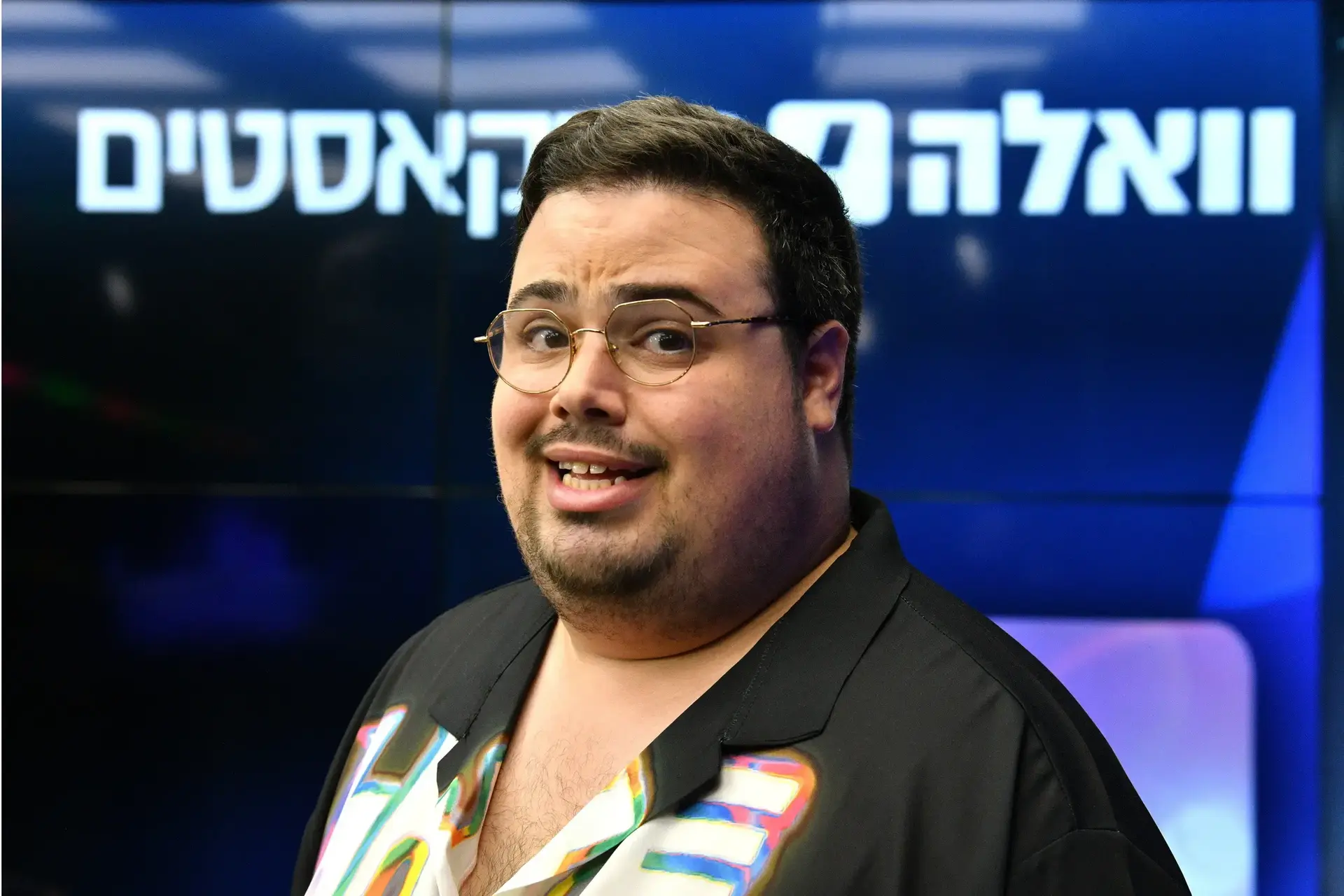 אחרי הזעם על "ארץ נהדרת", אוראל צברי מתנצל על מערכון "הרב תינוקא"