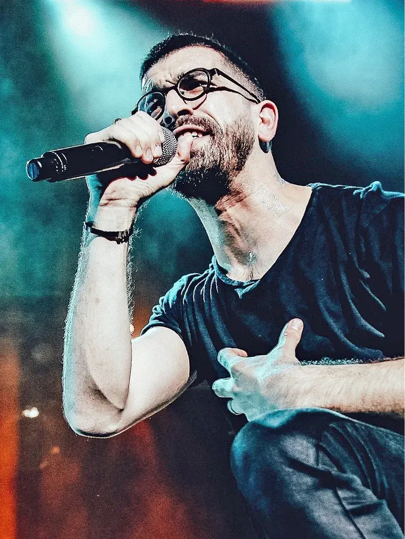 חנן בן ארי מוסר את הדבר הכי אישי שלו, בנדיבות מעוררת השראה