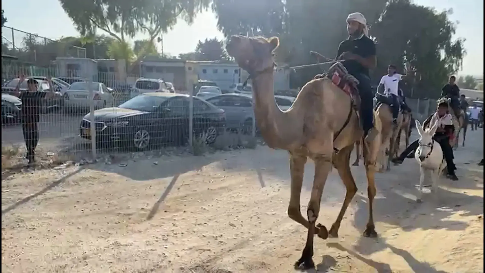 בחברה הבדואית מחרימים עסקים בב"ש: "הזדהות עם האנשים שאיבדו את בתיהם"