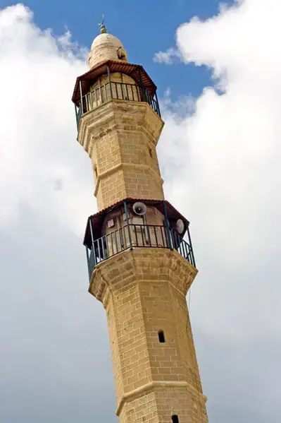 תימן: 15 הרוגים ו-60 פצועים בפיצוץ במסגד