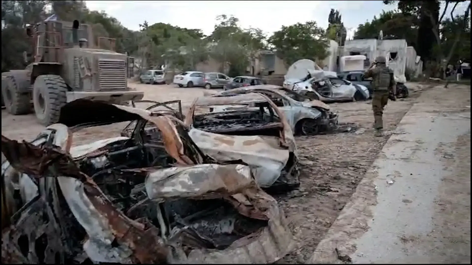 מחמאס או מידע מודיעיני? מיקי זוהר קורא לבדוק כיצד הושגו החומרים לסרט נז"א