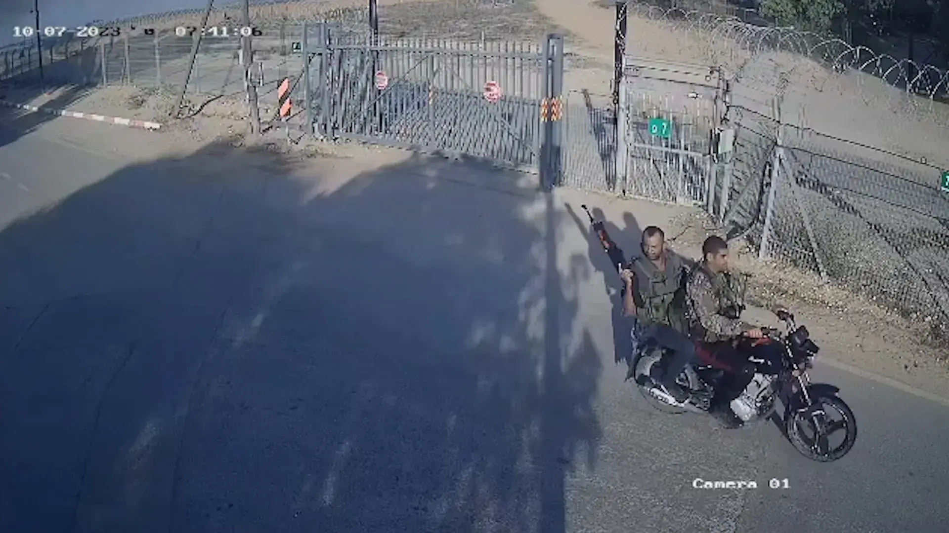 הבנאליות של הרוע: המנגנון ההישרדותי שגורם לנו להתרגל לזוועות