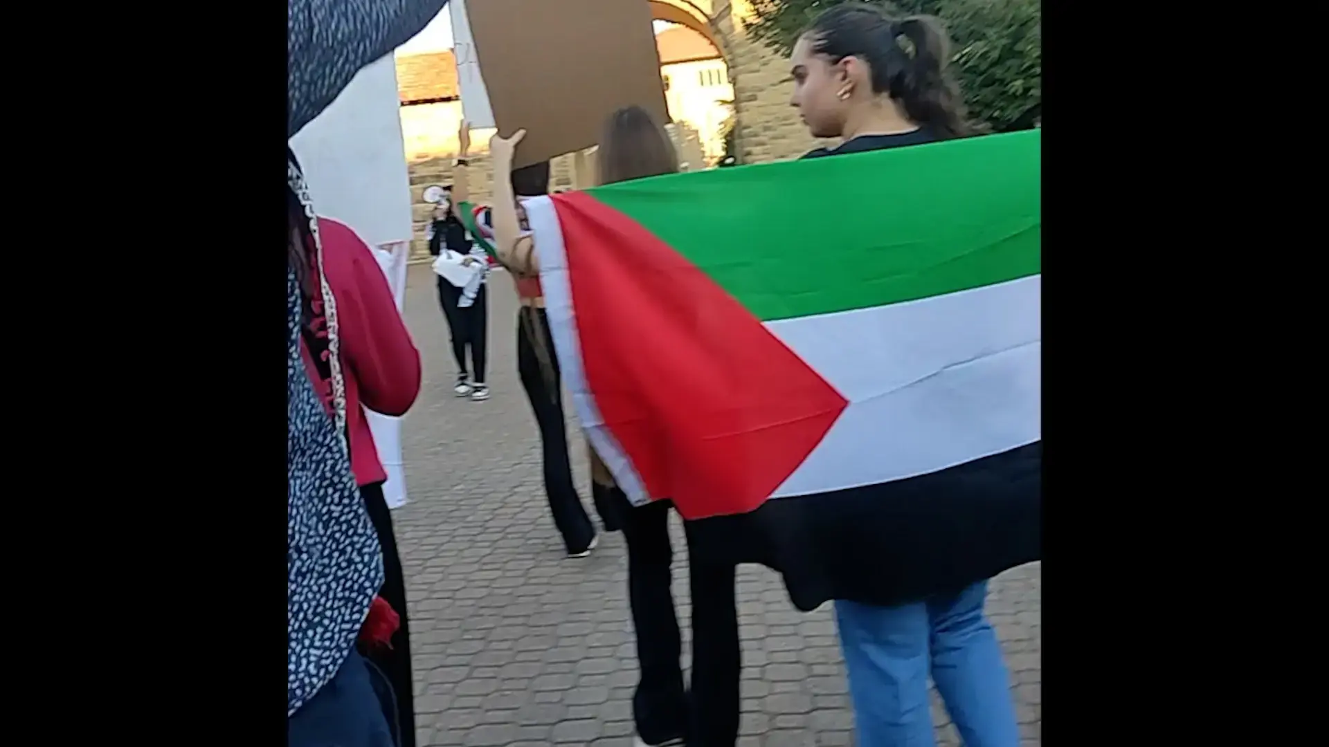 "השואה 2.0": ההודעות שנשלחו לסטודנטים היהודים באוניברסיטה היוקרתית שעות לפני פורים