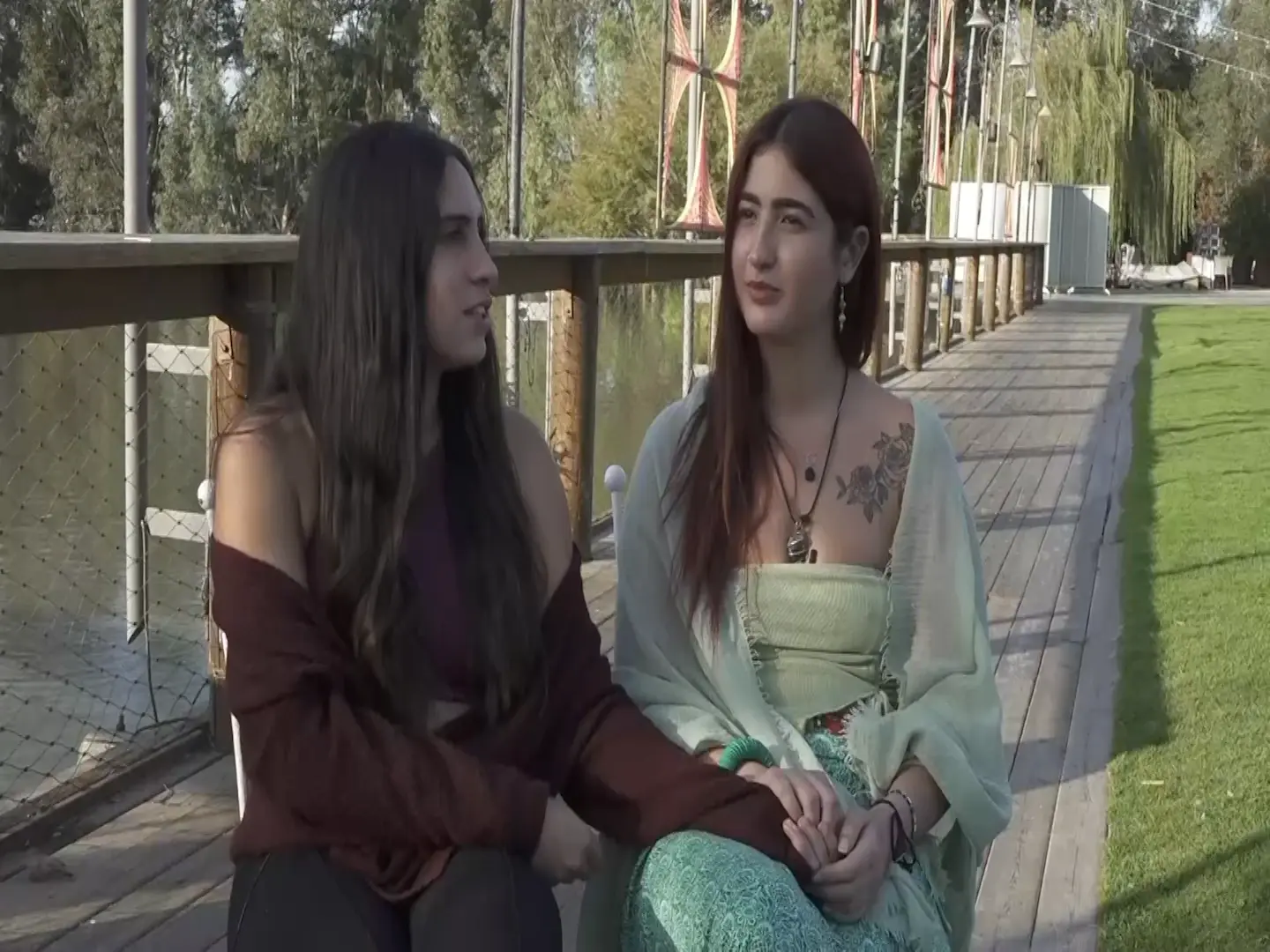 ניצול מהטבח הקריא באולפן שיר מצמרר שכתב, לוסי אהריש הגיבה: "אתה חתיך הורס"