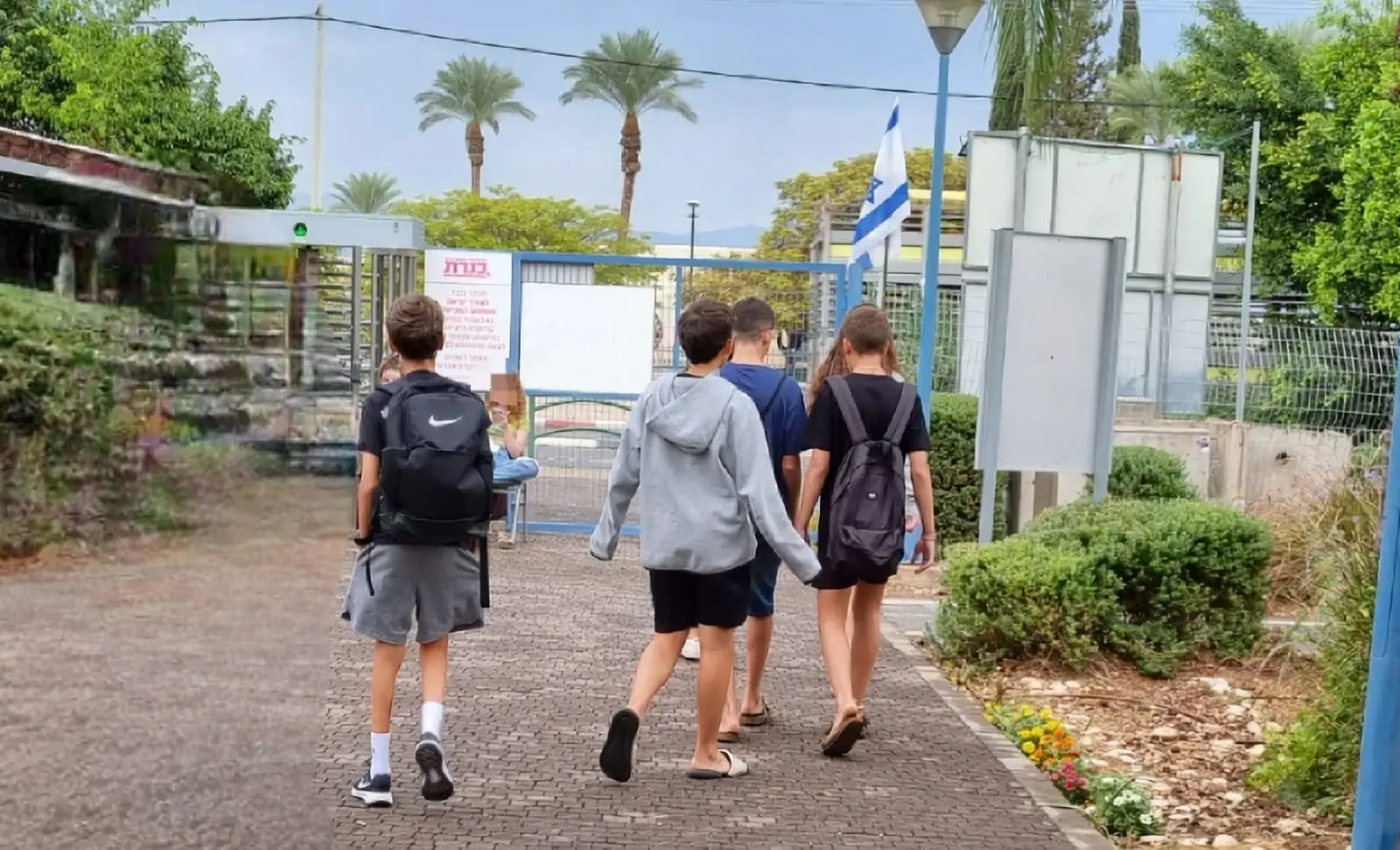 שגרת לימודים היא הכי חשובה לילדים כעת, אבל אל תתעלמו מהסימנים