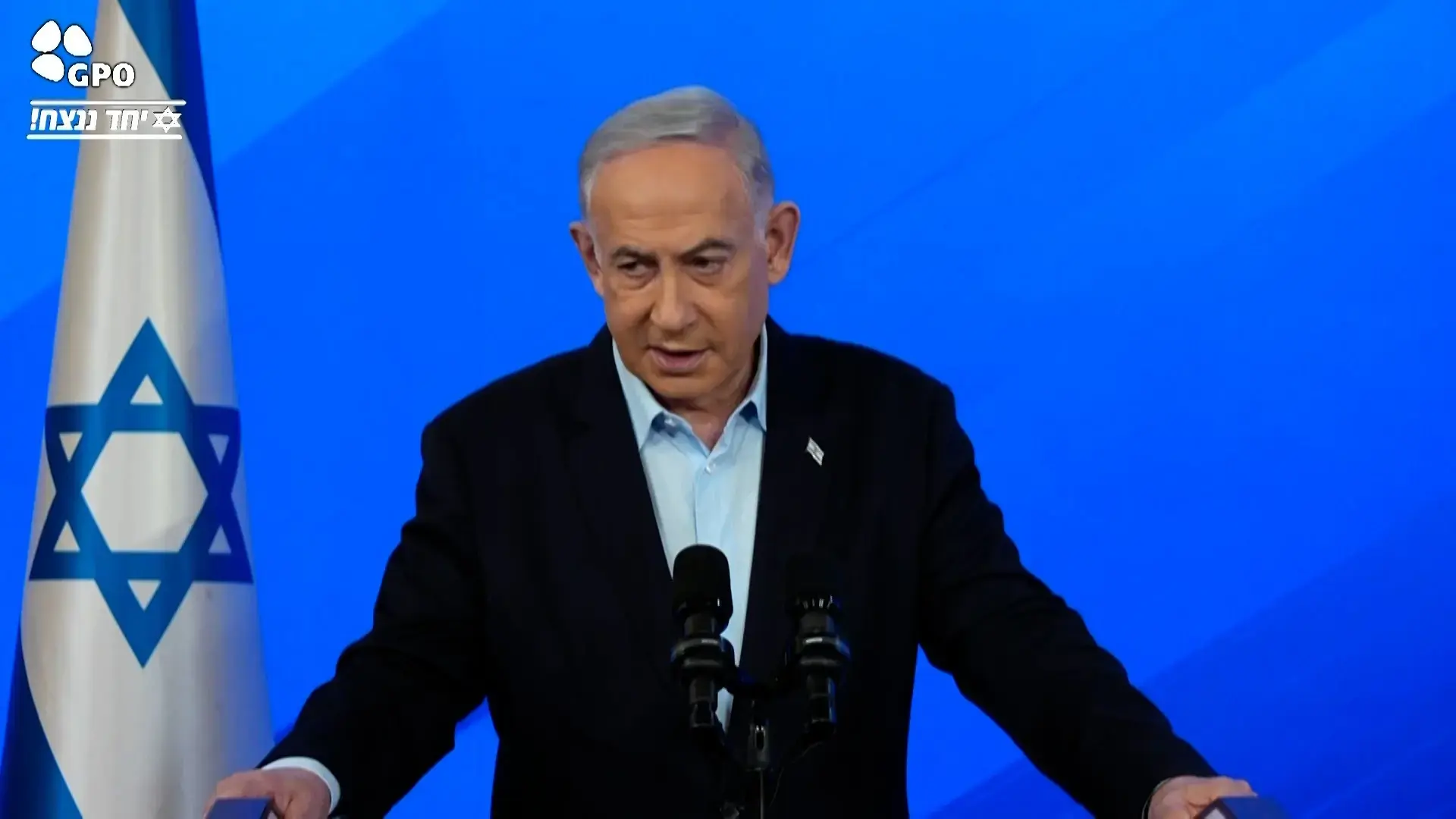 מפזר סיסמאות, רב עם עיתונאים: ביום ה-100 לאסון, נתניהו העלה הצגה מגעילה